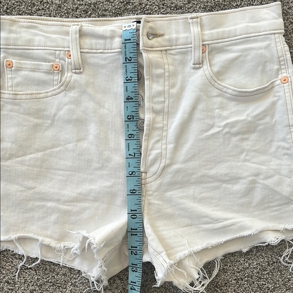 GAP White Jean Shorts Distressed Frayed Hem - Picture 6 of 6